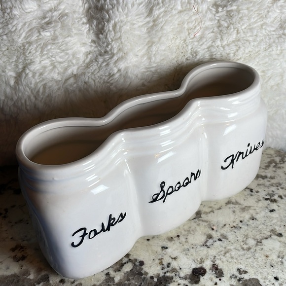 NWOT Ceramic Silverware Holder - Picture 2 of 4